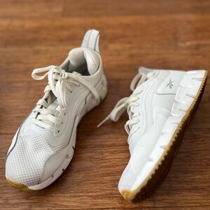 Sneakers Reebok White Galaxy 1 Athletic Old School Running Workout 7.5